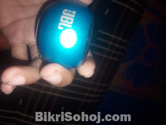 JBL M3 mini speaker